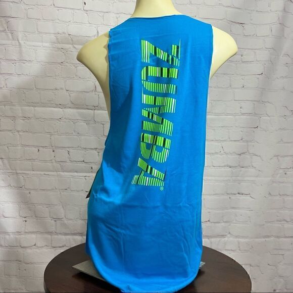 ZUMBA Move with me Tank Top! Loose fit, dry wick available in S, M - Picture 4 of 5